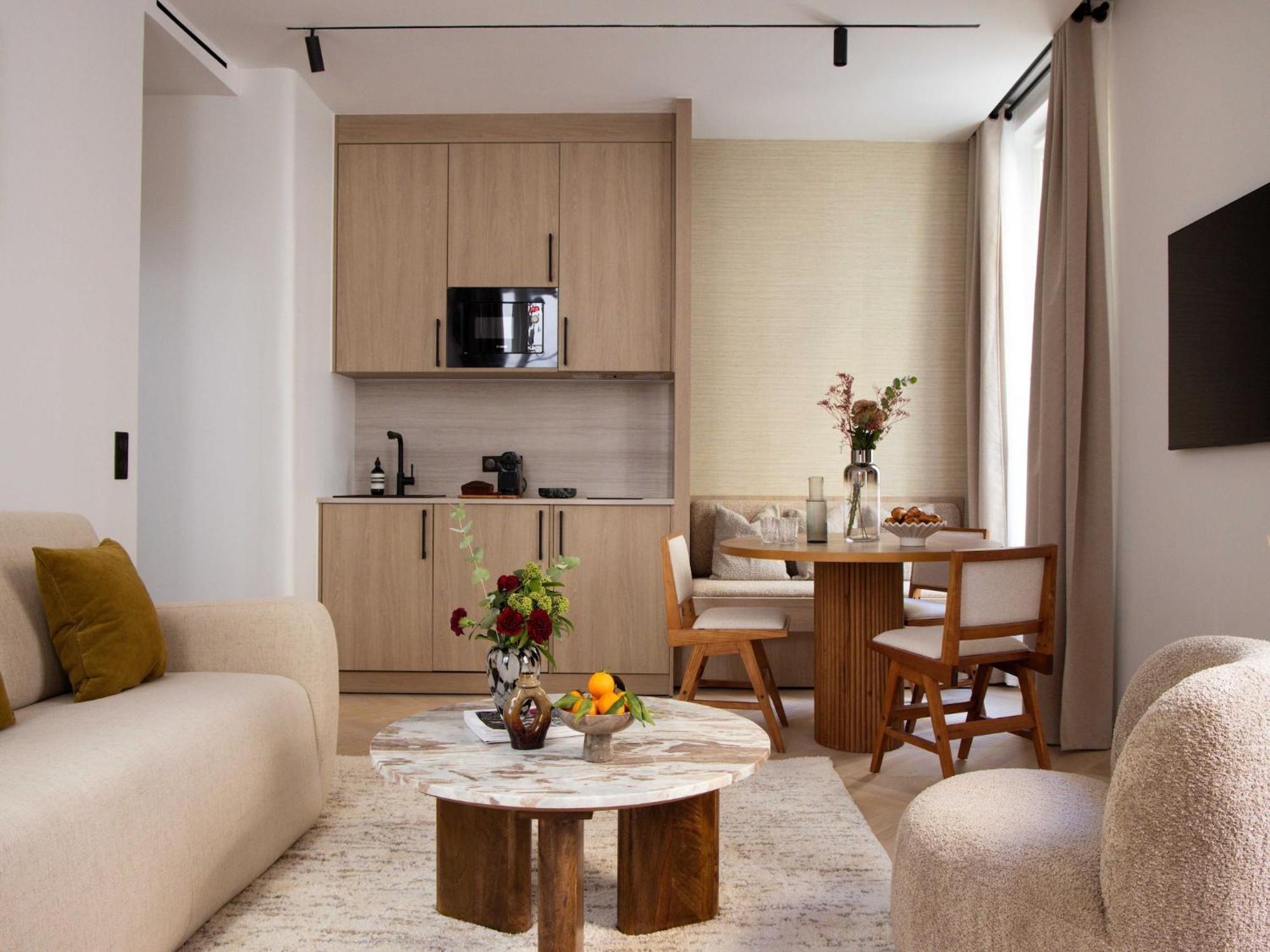Spacious -2br-6p- Le Marais Parijs